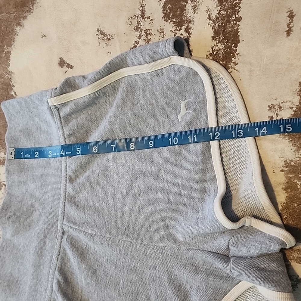 PINK Victoria's Secret Gray Athletic Shorts. Size: S - Picture 6 of 8